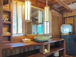 Full Moon Island Resort