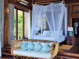 Full Moon Island Resort