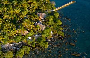 Full Moon Island Resort