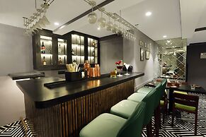 Aralia - A Business Hotel MIDC