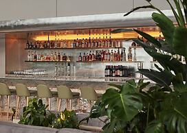 Miami Luxury Executive Apartment