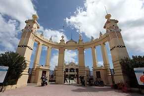 Terrace In The Historic Center In Palermo Pino