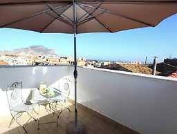 Terrace In The Historic Center In Palermo Rosa