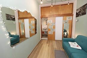 Terrace In The Historic Center In Palermo Rosa