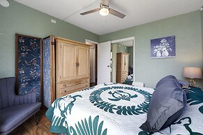 Alii Villas 218 1 Bedroom Condo by RedAwning