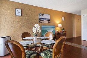Alii Villas 218 1 Bedroom Condo by RedAwning