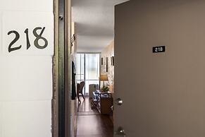 Alii Villas 218 1 Bedroom Condo by RedAwning