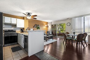 Alii Villas 218 1 Bedroom Condo by RedAwning
