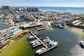 Sandpiper Cove 1151 2 Bedroom Condo by RedAwning