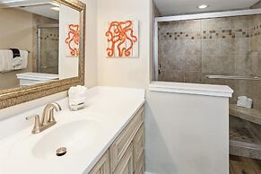 Beach House 505b 1 Bedroom Condo by RedAwning