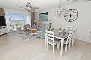 Beach House 402d 2 Bedroom Condo by RedAwning