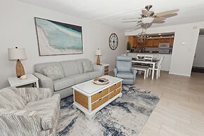 Beach House 402d 2 Bedroom Condo by RedAwning