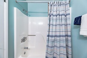 Ocean City Condo - 2 Blocks to Beach & Boardwalk!