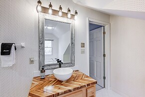 < 1 Mi to Marina: Ford Mountain Retreat w/ Deck