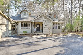 < 1 Mi to Marina: Ford Mountain Retreat w/ Deck