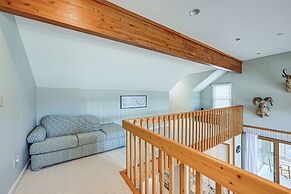 < 1 Mi to Marina: Ford Mountain Retreat w/ Deck