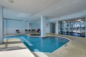 Gulf Shores Condo w/ Balcony: 2 Mi to Fort Morgan!