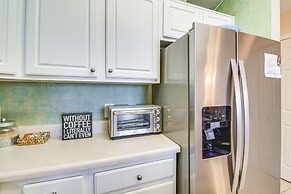 Gulf Shores Condo w/ Balcony: 2 Mi to Fort Morgan!