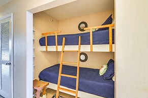 Gulf Shores Condo w/ Balcony: 2 Mi to Fort Morgan!