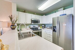 Gulf Shores Condo w/ Balcony: 2 Mi to Fort Morgan!