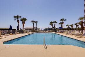 Gulf Shores Condo w/ Balcony: 2 Mi to Fort Morgan!