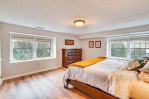 7 Mi to Newark: Montclair Vacation Rental