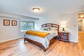 7 Mi to Newark: Montclair Vacation Rental