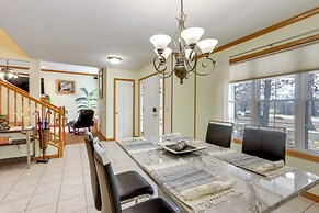 'holiday Island Fairway Estate' w/ Hot Tub