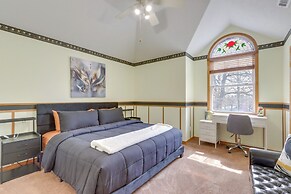 'holiday Island Fairway Estate' w/ Hot Tub