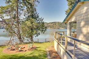 Waterfront Washington Getaway w/ Hot Tub & Deck!