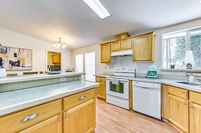 Kalispell Home w/ Patio & Grill on 4 Acres!