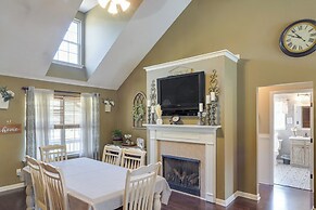 Spacious Lebanon Home w/ Pool: 6 Mi to Downtown!