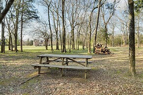 Spacious Lebanon Home w/ Pool: 6 Mi to Downtown!