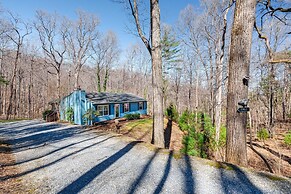 Pet-friendly Roanoke Home w/ Fire Pit + Grill!