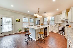 Historical 1835 Home in Grand Coteau!