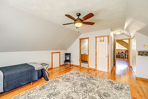 Tranquil Mountain Getaway in Troutdale: Game Room!