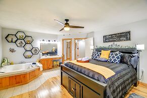 Tranquil Mountain Getaway in Troutdale: Game Room!