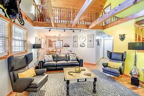 Tranquil Mountain Getaway in Troutdale: Game Room!