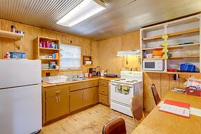 Cozy Riverfront Cabin ~ 2 Mi to Main Street Hardy