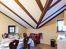 San Vinogradara - One Bedroom Holiday Home With Hot Tube