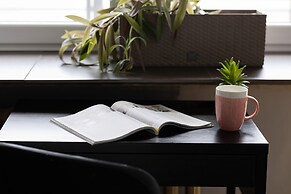 Salezego Apartment Warsaw by Renters