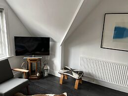 Peaceful Flat in The Park