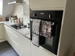 Peaceful Flat in The Park