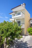 Aris Luxury Apartments