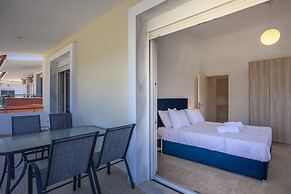 Aris Luxury Apartments