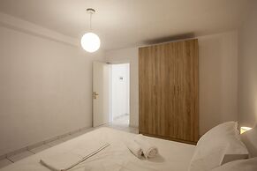 Aris Luxury Apartments