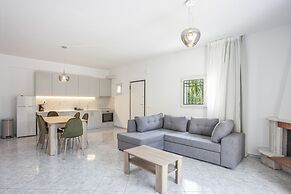 Aris Luxury Apartments