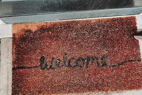 Oldbury Heritage Hideaway 02!