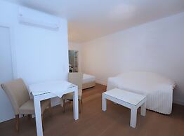 Vienna International Living