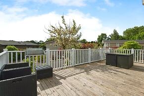 Remarkable 3-bed Lodge in Honiton